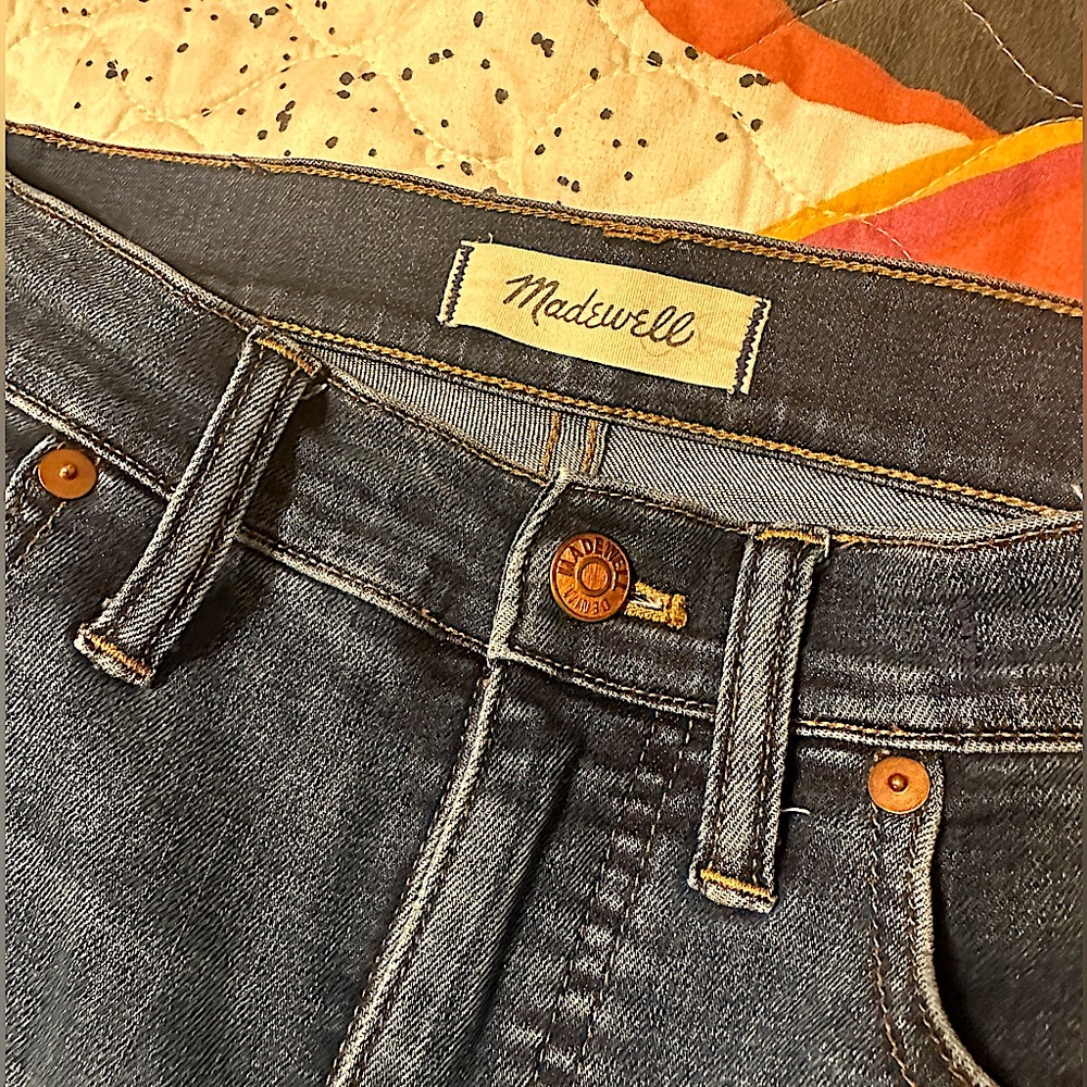 Woman’s size 27 Madewell Skinny Jeans
